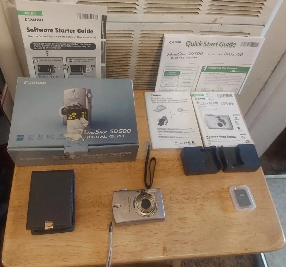 Canon PowerShot SD500 Digital ELPH Camera Silver 7.1 MP Tested In Box Extras - Image 1 of 4