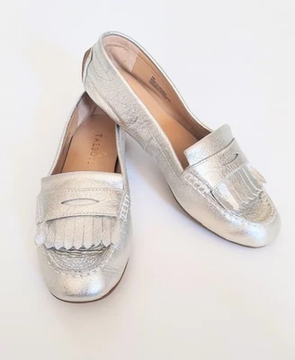 Talbots Size 6M Everson Kiltie Penny Keeper Driving Moccasins Metallic Silver - Image 1 of 4