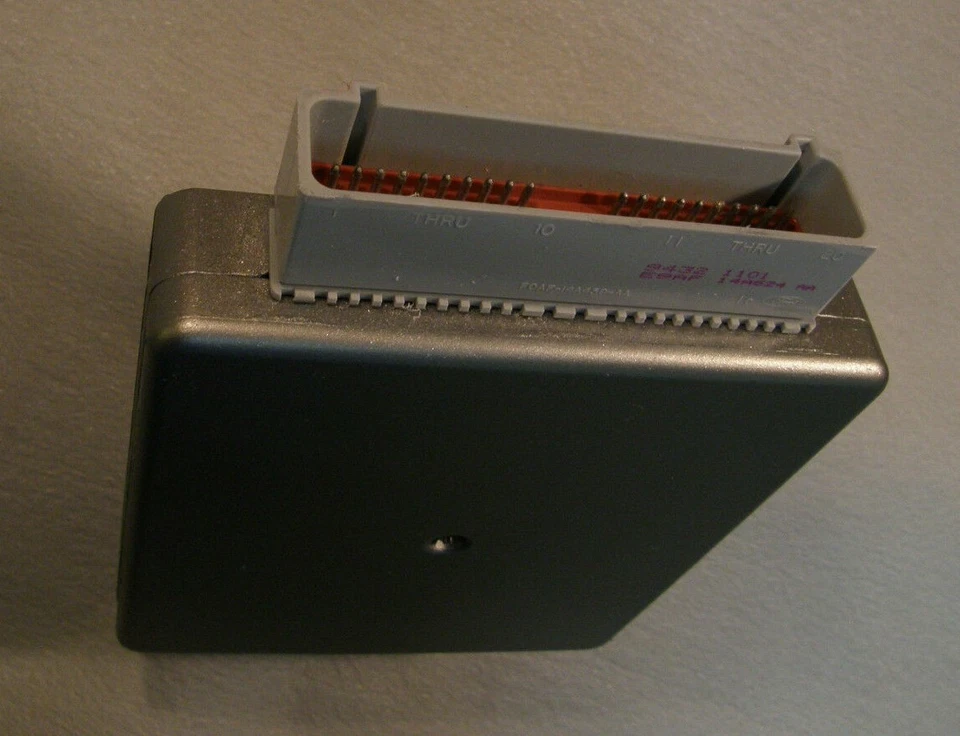 Ford F250 460 1992 7,5 L ECM ECU F2PF-12A650-BFA T2C0 E350 1993 F350 ordenador Foto 1 de 1