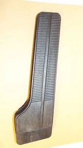 1965-1966-1967-1968-1969-1970 CHEVROLET IMPALA RUBBER GAS PEDAL   - Picture 1 of 3
