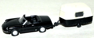 RTR HO-1/87 Malibu 1970 Alfa Romeo Spider car w/caravan camper travel trailer. - Image 1 of 4
