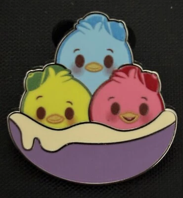 Prendedor misterioso Disney Munchlings serie 4 - LR - Huey, Dewey y Louie Foto 1 de 4