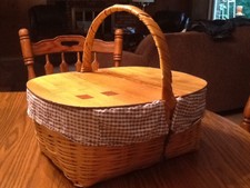 Classic Vintage Wicker Picnic Basket 17" x 14" x 14" with blue/white Liner