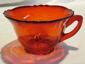 Cambridge Ruby Tassen #3400/54 - Bild 1 von 1