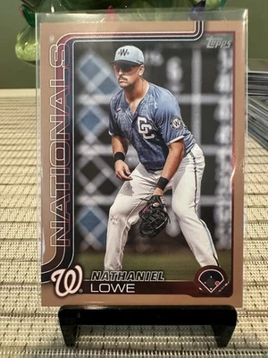 2025 Topps Update Nathaniel Lowe Gold /2025 #US230 - Washington Nationals - Image 1 of 2
