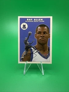2000-01 Fleer Tradition Glossy #27 Ray Allen Milwaukee Bucks. O1 - Picture 1 of 2