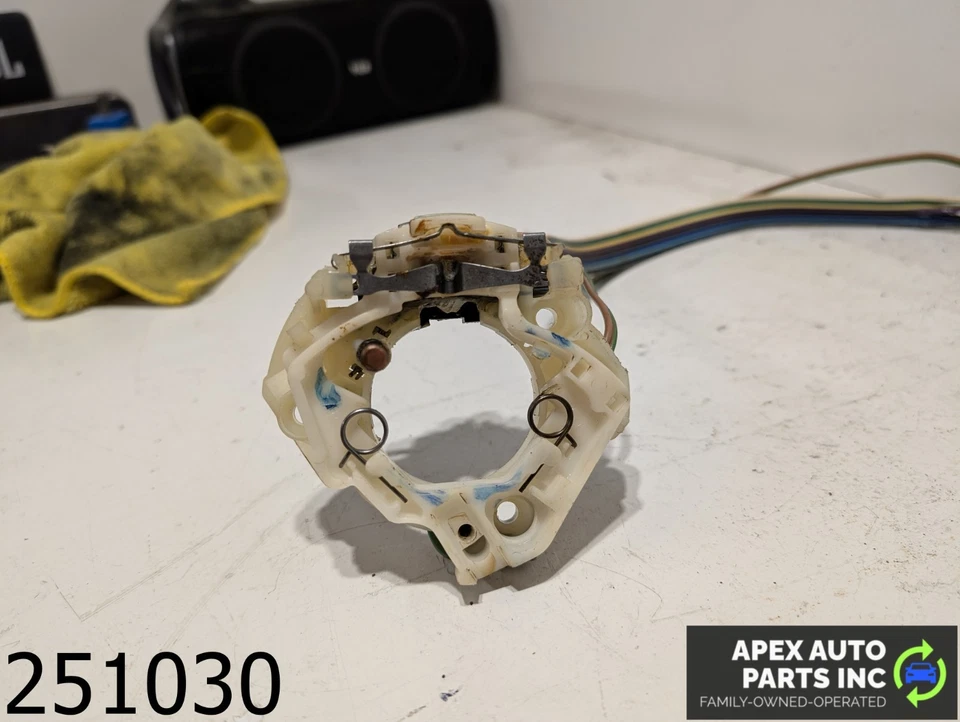 OEM 2000 Pontiac Firebird 3.8L Turn Signal Multifunction Switch - Изображение 1 из 4