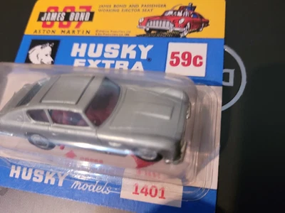 Corgi husky whizzwheels Juniors  James bond aston martin Husky version 1041 - Image 1 of 4
