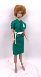 Muñeca Barbie Fashion Queen de colección #870 Mattel años 60 cabello moldeado traje tejido verde - Imagen 1 de 13