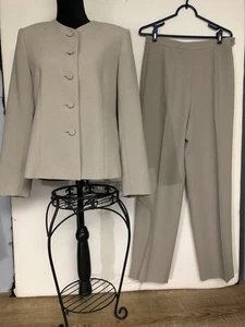 Casual Corner Annex Women's 2 Piece Pant Jacket Set Sz 10 Cream W/ Hint Of Green - Picture 1 of 21