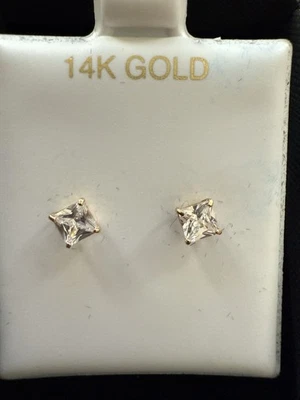 Aretes de oro 14K para mujer de 5 mm Foto 1 de 4