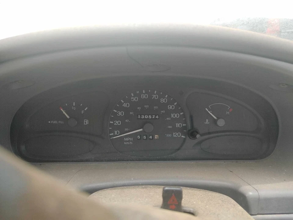 Velocímetro Ford Escort 98 99 00 01 02 Foto 1 de 1