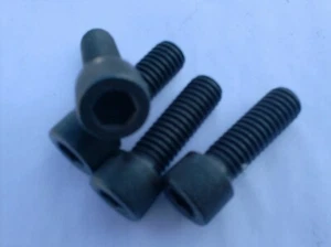 1/2" X 1 1/2" BSW SOCKET / ALLEN CAP HEAD SCREWS    WHITWORTH X 4 - Picture 1 of 1
