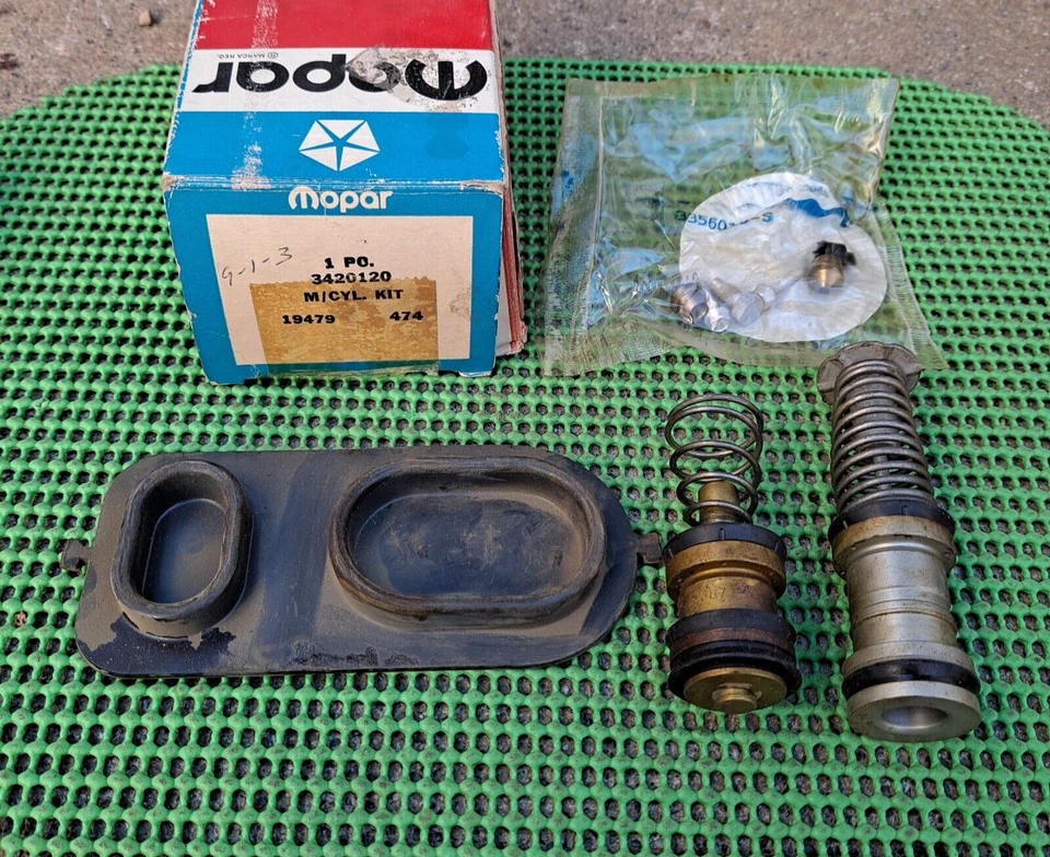 1969 70 Plymouth Dodge Chrysler NOS MoPar PWR disco cilindro mestre KIT Fury 300 - Imagem 1 de 1