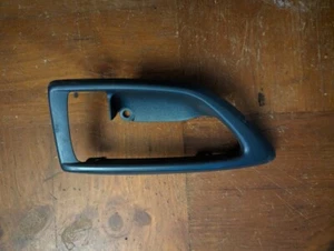 08-23 Isuzu Interior Door Handle Bezel Trim LH Left Side NPR NPR-HD NQR NRR - Picture 1 of 2