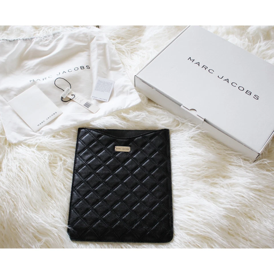 Marc Jacobs iPad Case Black Quilted Leather Sleeve Baroque Singles Designer New - Image 1 of 4