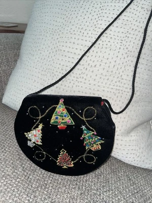 Vintage Christmas Purse Clutch Velvet Embroidered Trees Hand Bag Red Lining - Image 1 of 4