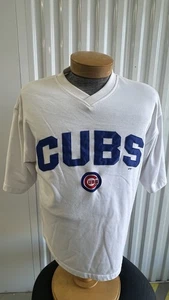 Vintage Men's LEE Sport V Neck White Chicago Cubs Stitched Tshirt XL - Picture 1 of 8