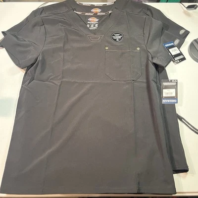 Nuevo con etiquetas Blusa Médica Dickies Para Hombre Remachada Negra Talla Pequeña Cuello en V DK743 Foto 1 de 4