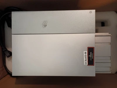 Bitmain Antminer S19J Pro 104TH ASIC Bitcoin Miner Foto 1 de 4