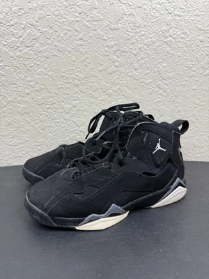 Nike Jordan Zapatos Juveniles True Flight Negro Gamuza Blanco Fresco Gris Zapatos Talla 5.5Y Foto 1 de 4