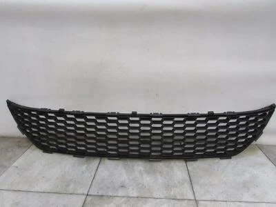 15 16 17 18 NISSAN MURANO Grille - Image 1 of 4