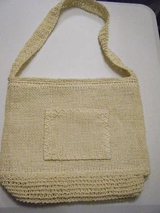 CREAM CROCHET HANDBAG ZIPPER CLOSURE FRONT POCKET NEW - Picture 1 of 4