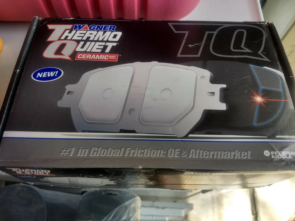 Juego de pastillas de freno de disco - Pastilla de freno de disco ThermoQuiet delantera Wagner QC805 delantera Foto 1 de 4