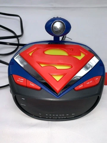 DC COMICS SUPERMAN 2006  RADIO ALARM CLOCK With Wall Projected Time Tested Cover