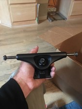 Zumiez Venture Black Shadow 5.25" Skateboard Truck >New<