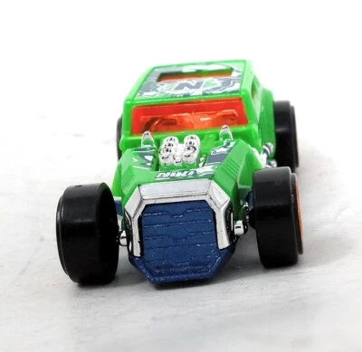 Zuru Metal Machines Green Cars Niki  - Image 1 of 4