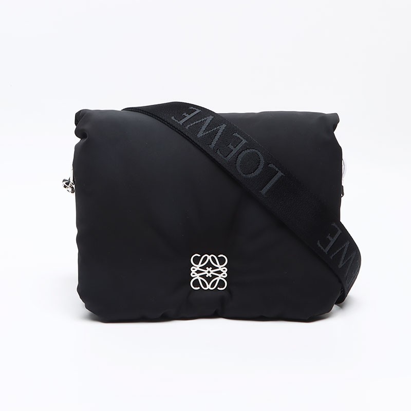 【極美品】 LOEWE レザー×ナイロン ショルダーバッグ 刺繍 ロゴ ブラック 楽天市場】ロエベ loewe（素材（生地・毛糸）ナイロン