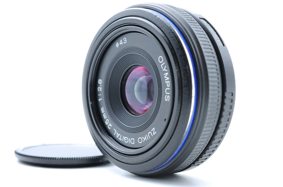 Near Mint Olympus Zuiko Digital 25mm f/2.8 Standard Pancake Lens From Japan - Image 1 of 4