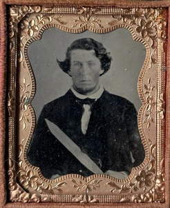 Civil War 1/9 Plate Tintype Rebel Armed D Guard Bowie Knife Period Copy Plate - Bild 1 von 3