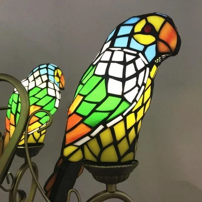 Lámpara de araña estilo Tiffany loro pájaro/vitral para luz - azul y amarillo Foto 1 de 4