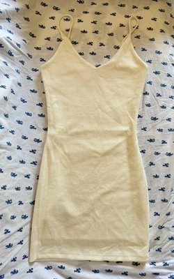 Vestido ajustado MANGO Foto 1 de 2