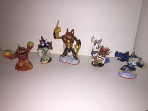 5 Giants Skylanders Jet-Vac- Double Trouble-Fright Rider-Lightcore Eruptor-Swarm - Bild 1 von 12