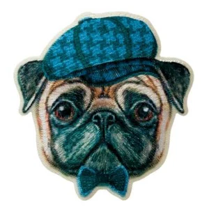 Aufbügler Aufbügelmotiv Mops mit Kappe NEU - Picture 1 of 2