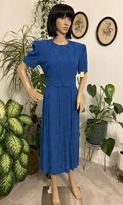 Nuevo de Lote Antiguo Años 80 Miss Dorby Petites Azul En Capas Bordado Estampado Floral Talla SM 6 Foto 1 de 4