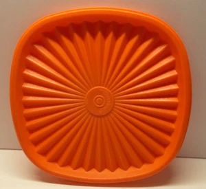 Tupperware Square Servalier Replacement Lid 841-6 Orange 6 1/2" - Bild 1 von 2