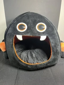 Cat / Dog Bed Black Spider Halloween Pet Bed Cave Bed - Picture 1 of 9