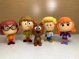 McDonalds 2021 Happy Meal 5 Bobble head toys Scooby, Shaggy, Velma, Daphne, Fred - Picture 1 of 5