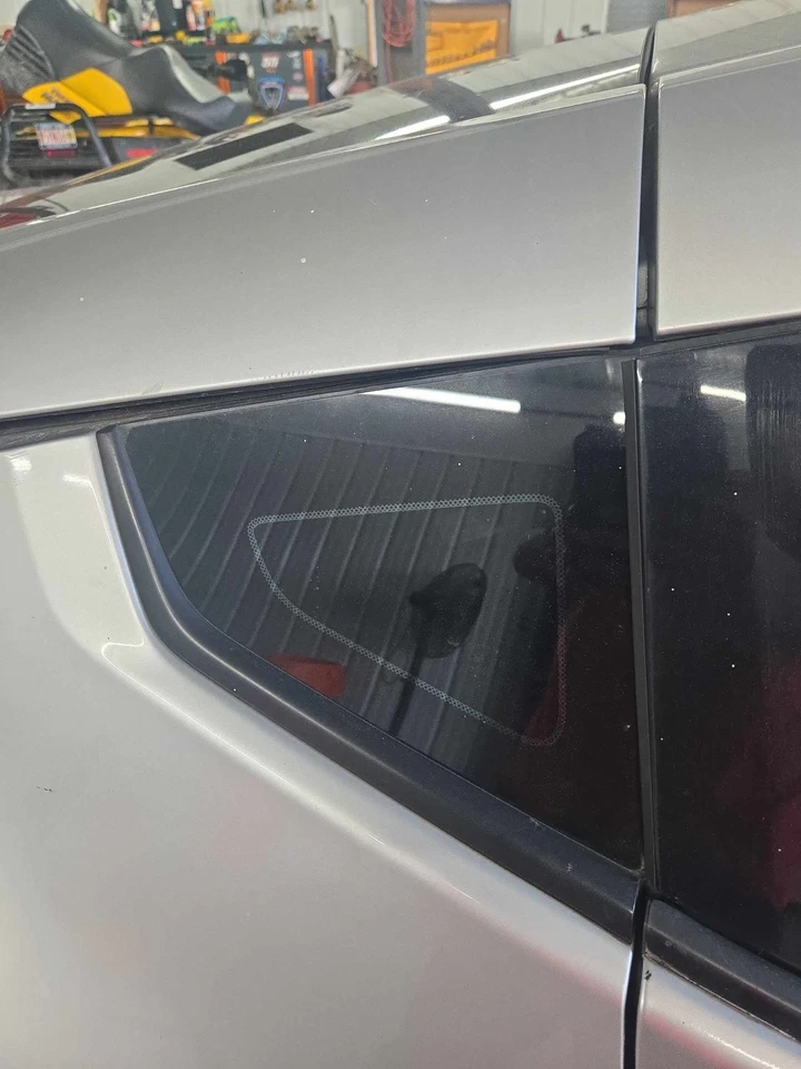 Quarter Glass/window NISSAN 370Z Right 09 10 11 12 13 14 15 16 17 18 19 20 Foto 1 de 1