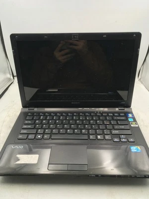 SONY VAIO VPC-CW2HGX - INTEL I3 - NO RAM - NO POWER/FOR PARTS - READ DESCRIP -BB - Image 1 of 4
