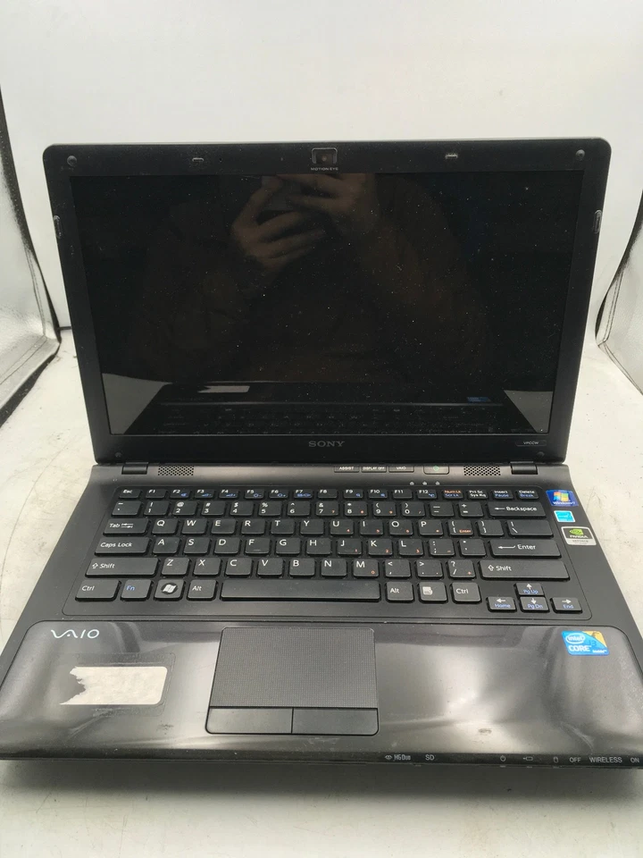 SONY VAIO VPC-CW2HGX - INTEL I3 - NO RAM - NO POWER/FOR PARTS - READ DESCRIP -BB - Image 1 of 4
