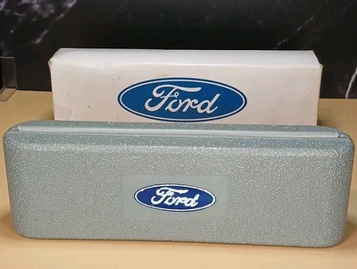 Chave de fenda clássica 14 peças Ford catraca compacta conjunto de ferramentas multiuso - Imagem 1 de 4