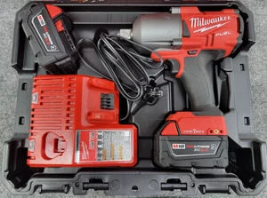 Milwaukee M18 FUEL™ 3/4" Llave de Impacto con Kit de Anillo de Fricción - Rojo (2864-22R) - Imagen 1 de 9