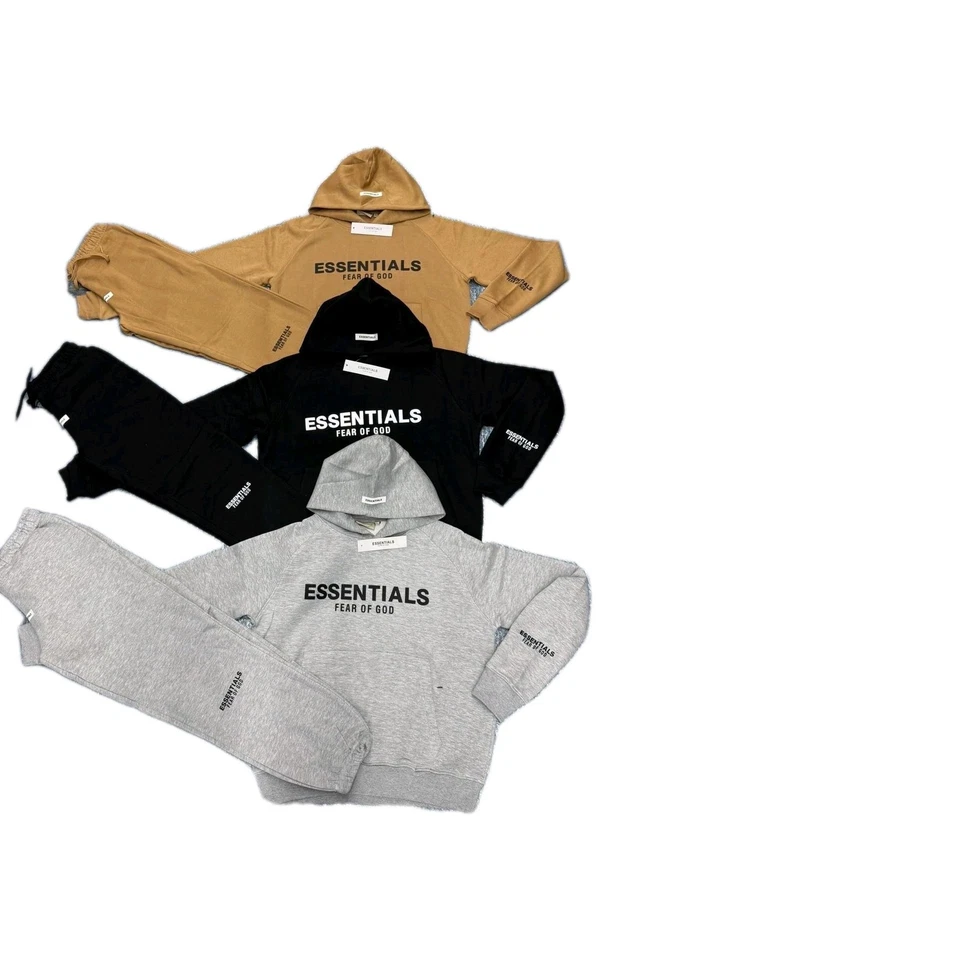 Sudadera Essential Fear Of God, negra y gris y azul marino y camal, roja (de S a 4x) Foto 1 de 3