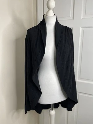 Cárdigan Sarah Pacini negro largo espalda sumergida talla única en muy buena condición  Foto 1 de 4