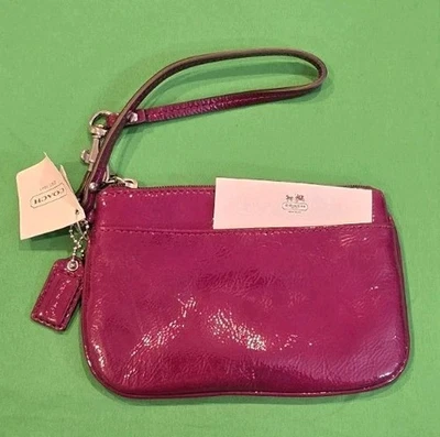 ¡NUEVO CON ETIQUETAS! Cartera sin asas Coach ciruela charol cremallera pequeña muñeca  Foto 1 de 4